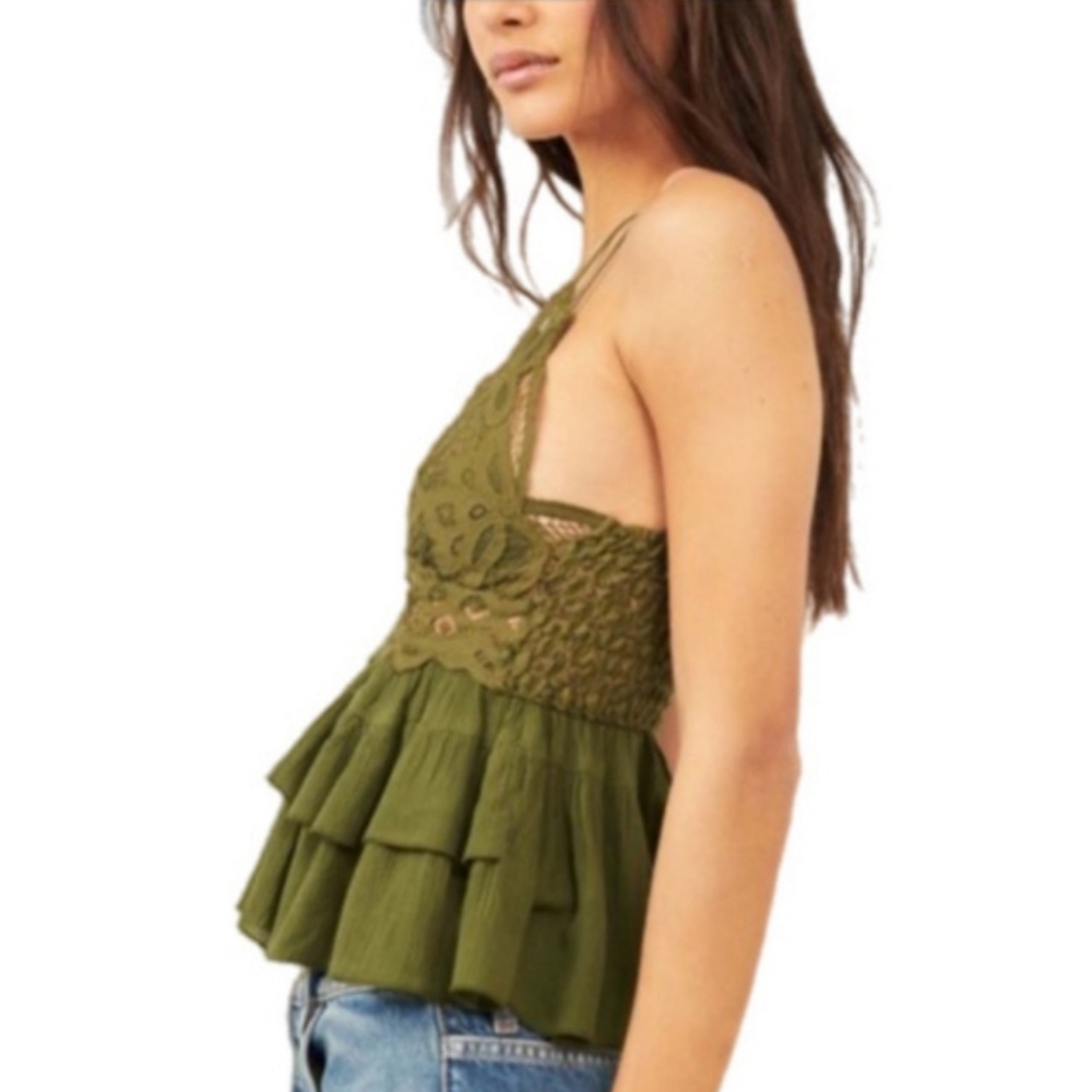 🇺🇲Free People Adella Cami-NWT - Picture 2 of 3